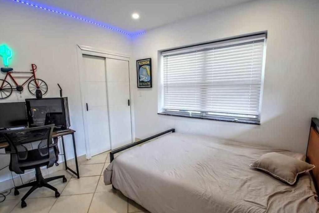 Swaying Palm Beach House Fort Lauderdale Eksteriør bilde